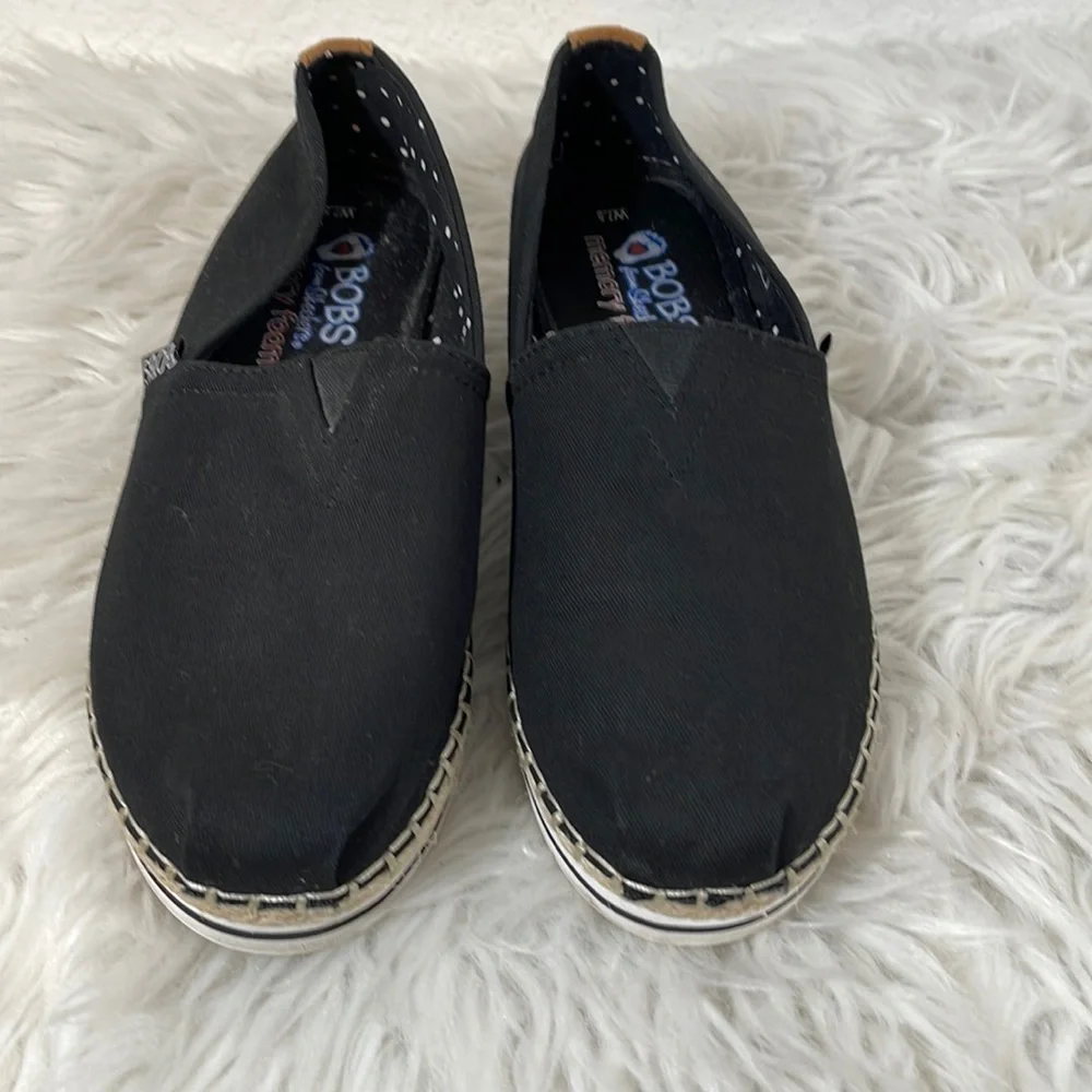 BOBS FROM SKECHERS Breeze Memory Foam Espadrilles  Size 7.5